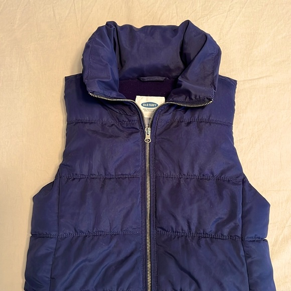 Navy puffer vest jacket - Picture 6 of 6